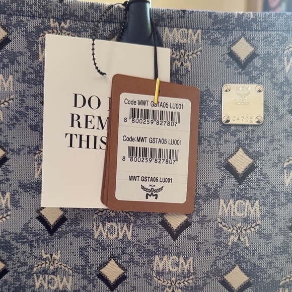 MCM Medium Munchen Tote in Denim Visetos - Picture 10 of 11